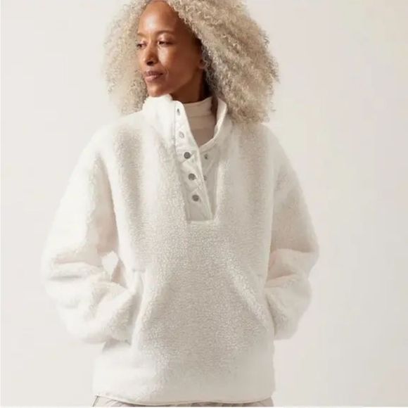 Athleta Sweaters - Athleta Cozy Sherpa Snap Sweatshirt // Magnolia White